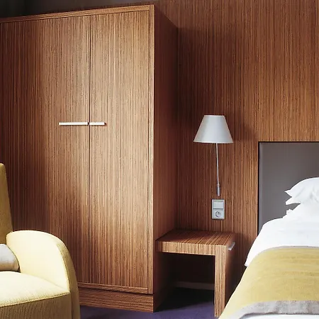 Western Premier De La Paix Hotel 4*