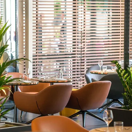 Szálloda Western Premier De La Paix 4*