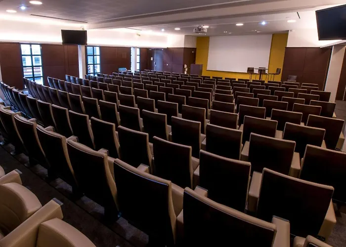 Western Premier De La Paix Reims