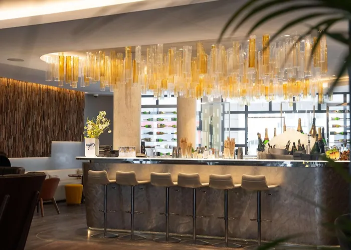 Western Premier De La Paix