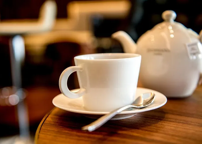 Western Premier De La Paix Otel 4*