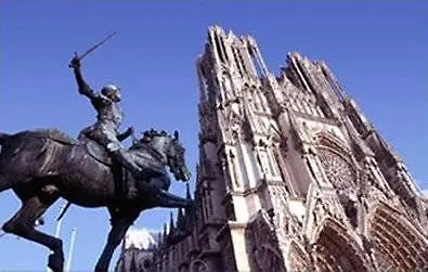 Hotel Western Premier De La Paix 4*